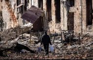 أوكرانيون يتحدون الألغام بالمقابر بعد رحيل القوات الروسية