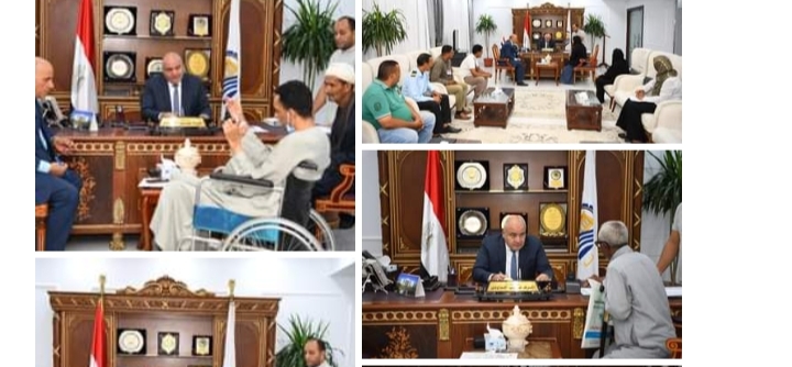 محافظ قنا يستقبل 77 مواطن بمكتبه اليوم لبحث شكواهم