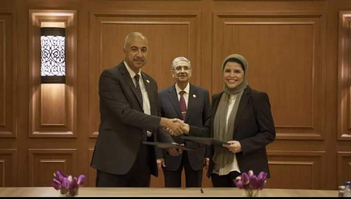 توقيع بروتوكول تعاون بين هيئة الطاقة الجديدة والمتجددة وأورانج مصر لتشغيل شبكاتها بالطاقة المتجددة