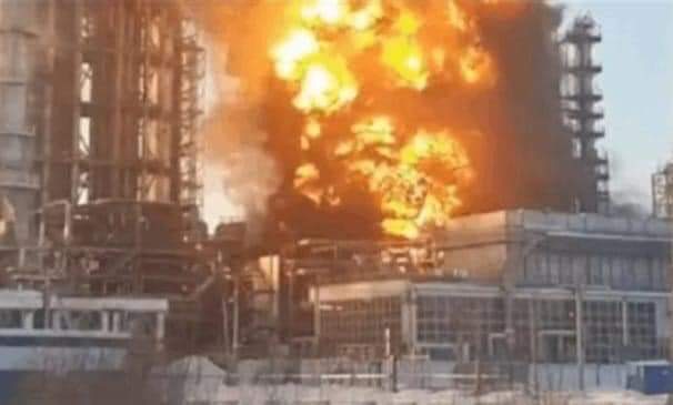 حريق في مصنع إسالة الغاز بمصفاة ميناء الأحمدي بالكويت
