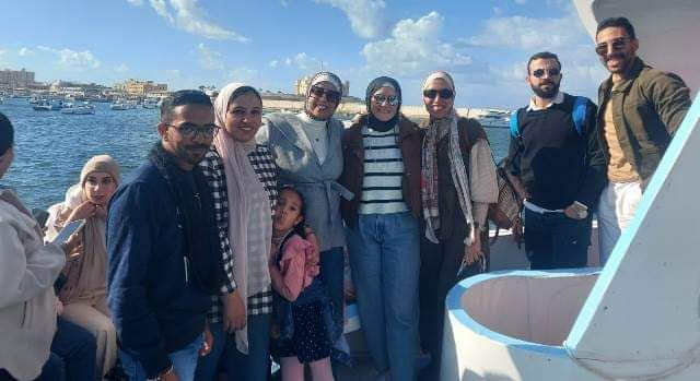 جامعة بدر تنظم رحلة تثقيفية ترفيهية لـ74 طالب إلى الإسكندرية