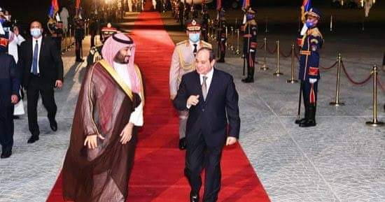 السيد الرئيس يصل إلى المملكة العربية السعودية