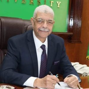 رئيس جامعة المنوفية يفوز بعضوية مجلس إدارة جمعية الجراحين المصرية