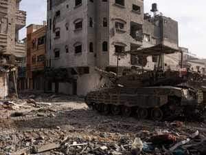 السفير الإسرائيلي لدى الولايات المتحدة مايكل هيرتسوغ إن إسرائيل مستعدة لهدنة فى قطاع غزة