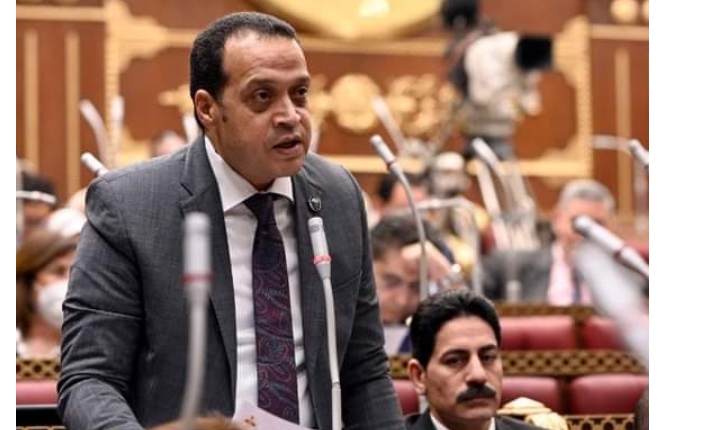 النائب خالد أبو الوفا يهنئ الشعب المصري بعيد العمال