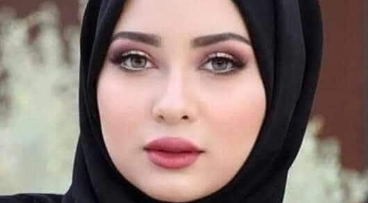 فيه ناس في خصامها شيك