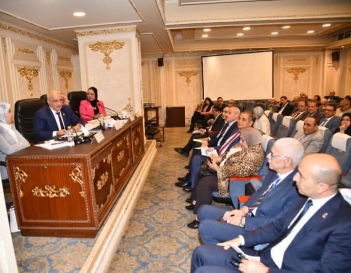 القاصد يناقش موازنة جامعة المنوفية فى اجتماع لجنة التعليم والبحث العلمي بمجلس النواب ويستعرض مشروعات الجامعة التنموية والخدمية