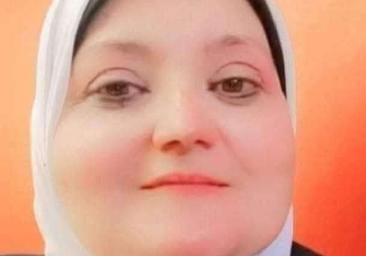 مابين الفكر والوجاهة