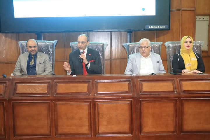 عميد كلية الطب يفتتح ندوة علمية حول التمويل البحثي والتطوير المؤسسي