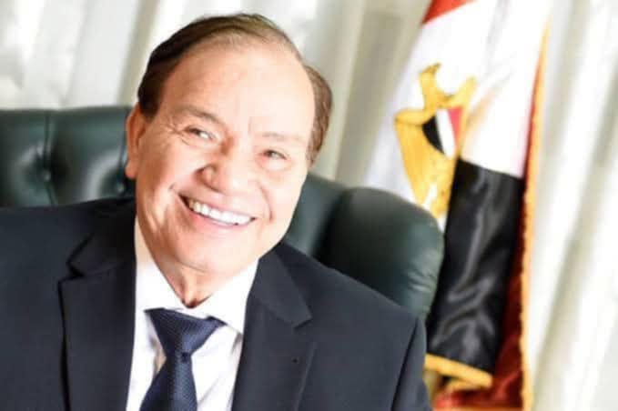 د.صديق عفيفي يهنئ أسرة معهد طيبة العالي للهندسة بقبول المشروع الثاني في مؤتمر دولي