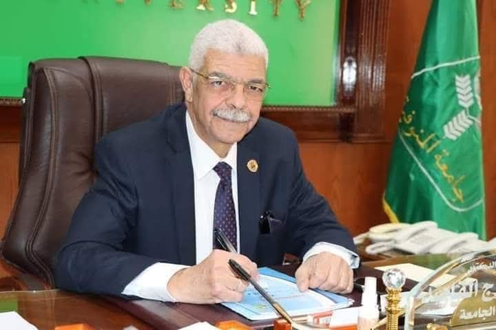 رئيس جامعة المنوفية يعلن تقدم الجامعة 62 مركزا فى تصنيف 