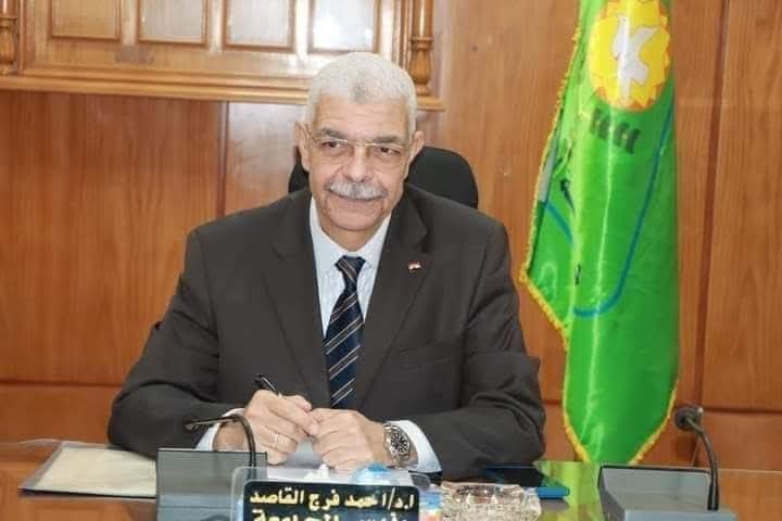 بالتعاون بين كلية الطب ومعهد الأورام بجامعة المنوفية : إجراء جراحة ناجحة لإعادة الحركة بالساقين لمريض يعانى من ورم ضاغط على الحبل الشوكى