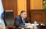 محافظ البحر الأحمر فى اجتماع المجلس التنفيذى: متابعة صارمة لطلبات التصالح وتقنين الأراضى ومشروعات 1.4 مليار جنيه