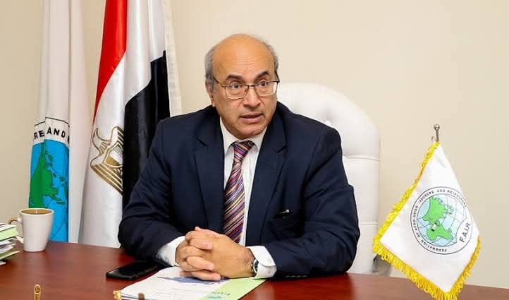 عادل منير لـ 