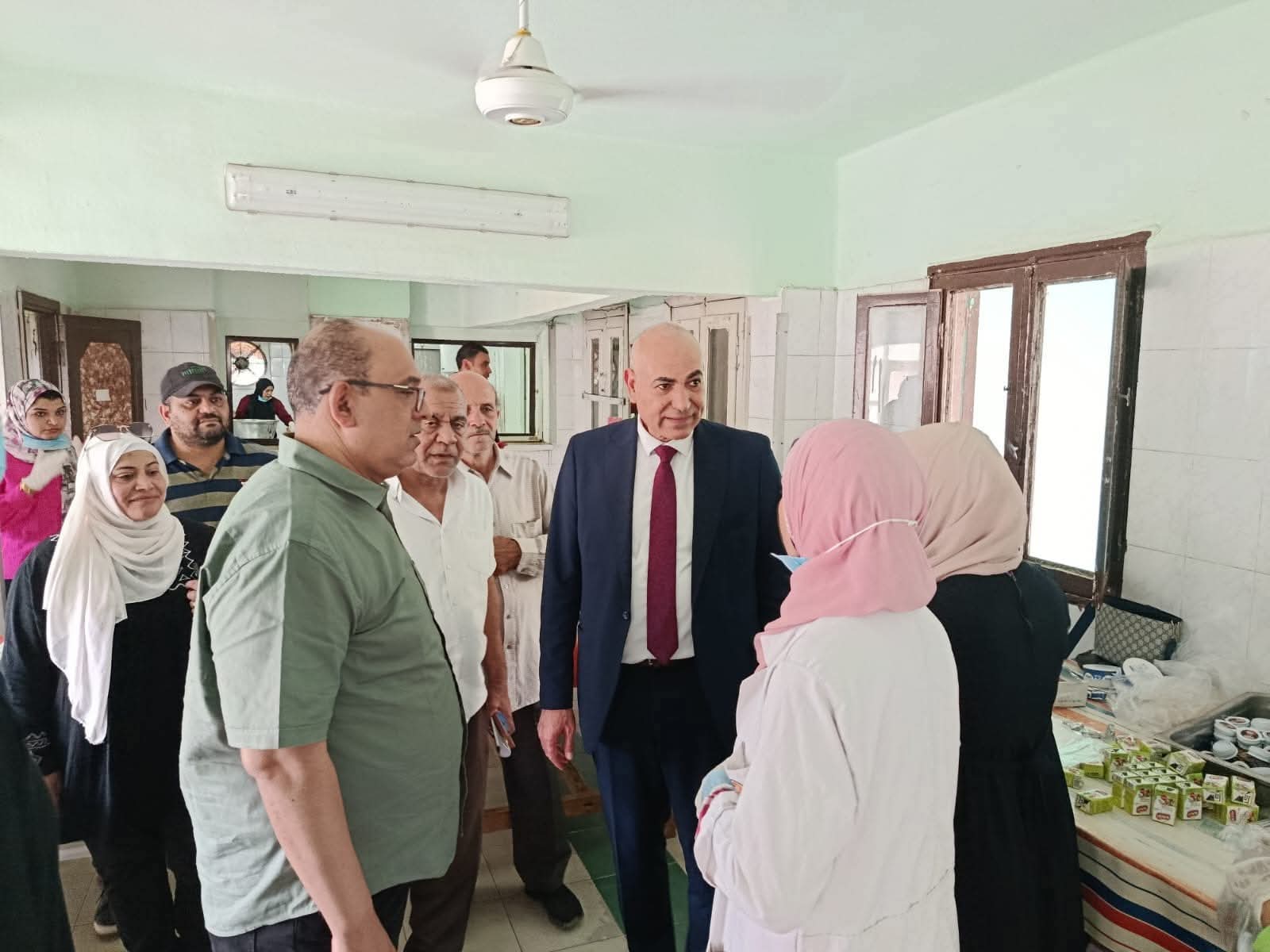 نائب رئيس جامعة المنوفية يتفقد مدينة العلوم للطالبات