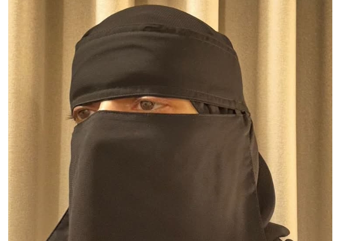 غادة العزمان.. بين الأصالة والحداثة في صناعة المحتوى