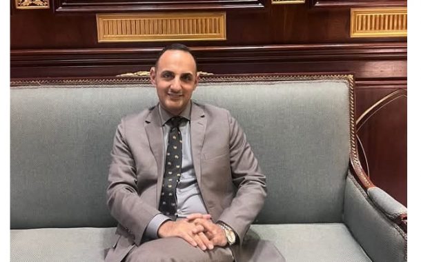 عبد الوهاب: تثبيت أسعار الفائدة هو السيناريو الأقرب في اجتماع المركزي المصري اليوم