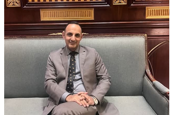 عبد الوهاب: تثبيت أسعار الفائدة هو السيناريو الأقرب في اجتماع المركزي المصري اليوم