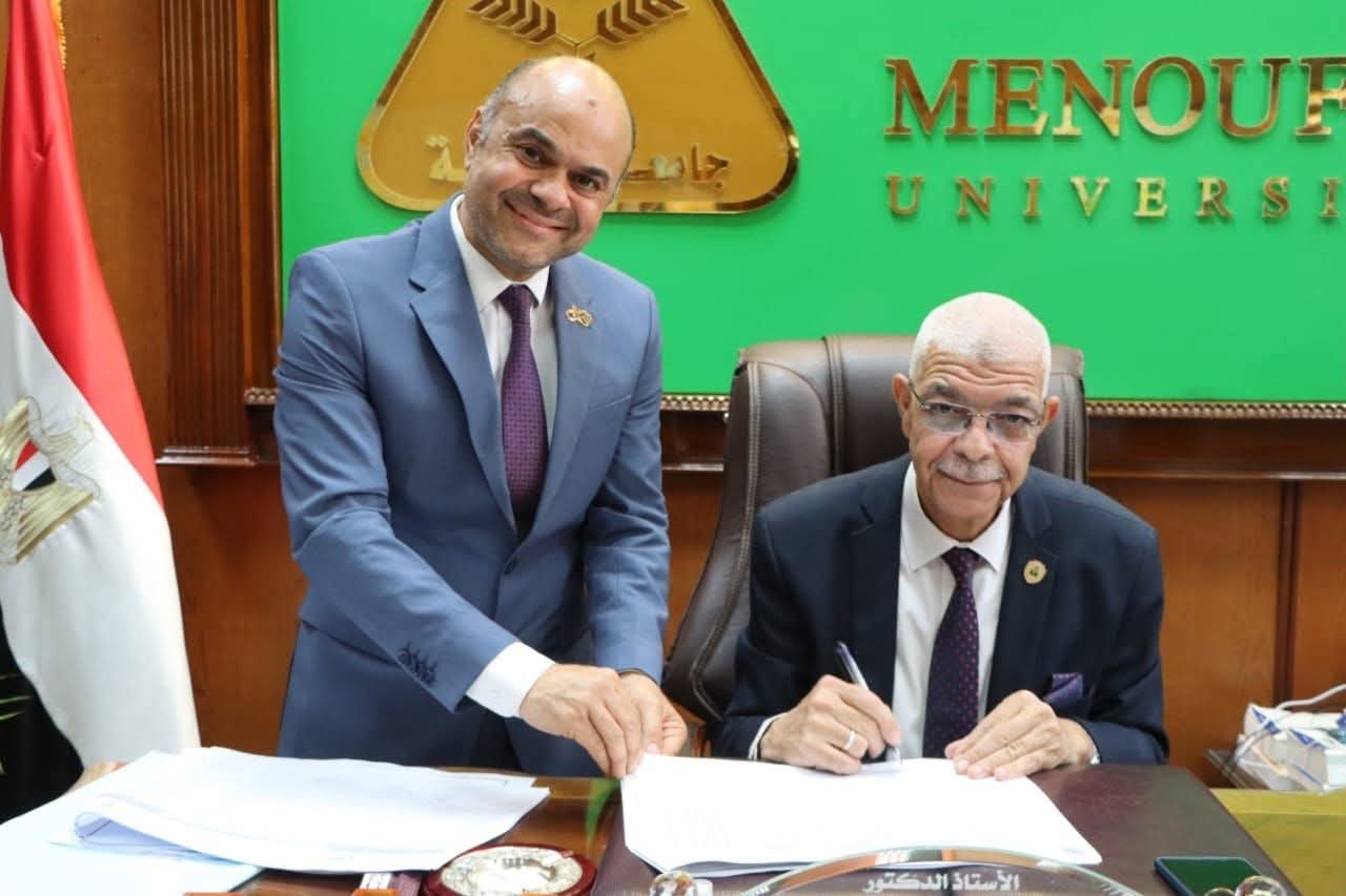 رئيس جامعة المنوفية يعتمد نتيجة بكالوريوس الصيدلة 