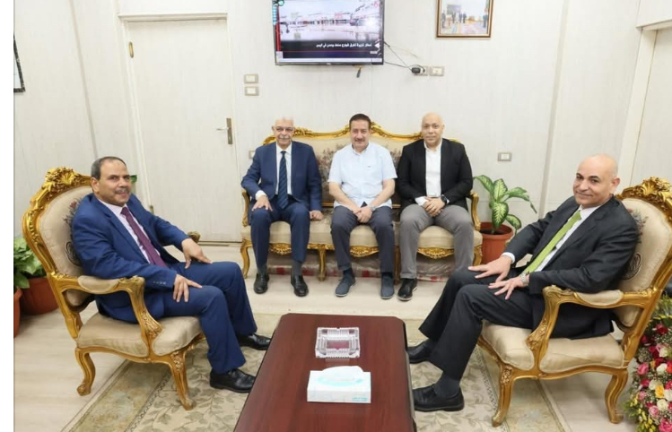 : محافظ المنوفية ونائبه يستقبلان رئيس الجامعة لتعزيز أطر التعاون بعدد من ملفات العمل وتحقيق خطط التنمية على أرض المحافظة