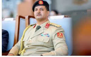 البرلمان الليبي يصادق على تعيين الفريق أول خالد حفتر رئيساً للأركان العامة