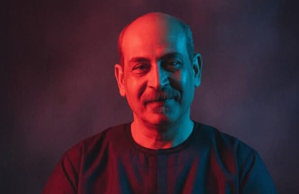 ( للعِشق سِراً واسحارِ ) بقلم ابو رامي الاسواني