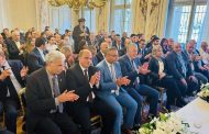 وزير الخارجية والهجرة يلتقى بأعضاء الجالية المصرية فى باريس