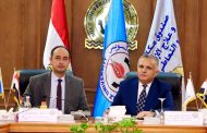 مدير صندوق مكافحة الإدمان ورئيس جامعة السويس يوقعان بروتوكول تعاون لافتتاح فرع جديد للخط الساخن للصندوق لأول مرة بالمحافظة لعلاج مرضى الإدمان مجانًا