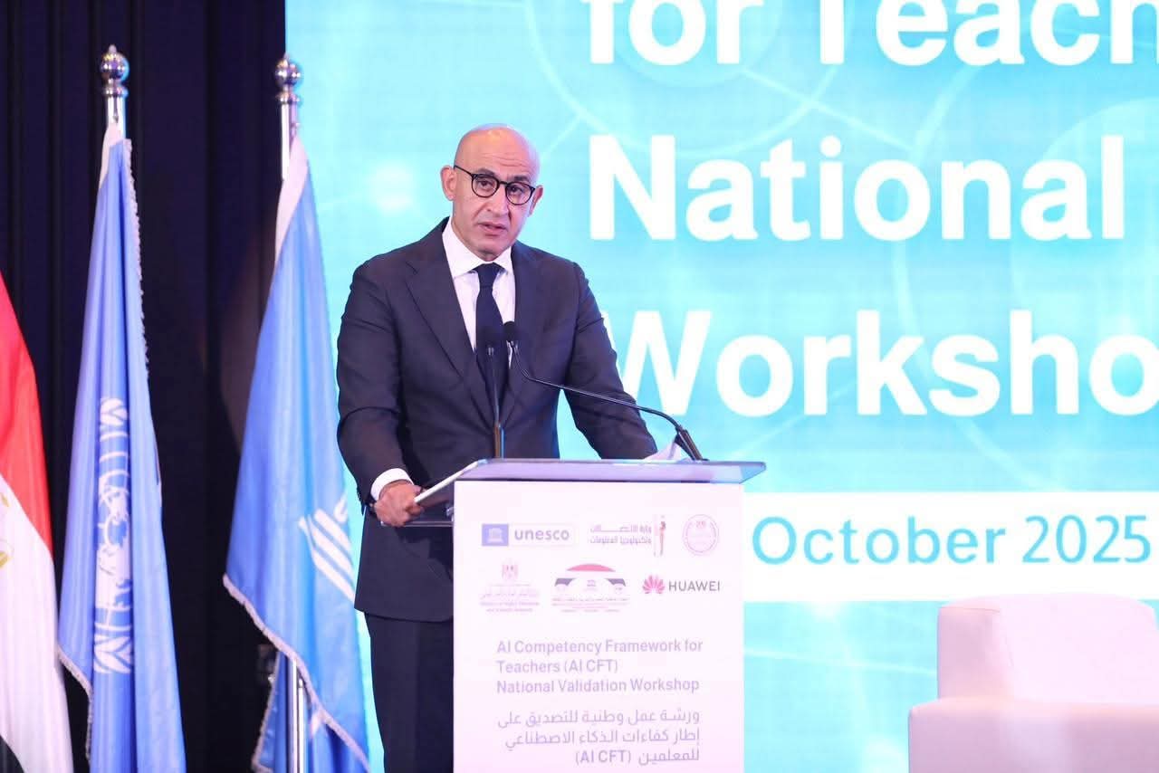 الوزير محمد عبد اللطيف: المعلمون مهندسو المعرفة ورُسل العلم وبُناة القدرات الإنسانية ومن خلال المعلمين تنهض الأمم