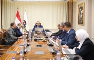 وزير قطاع الأعمال العام يتابع جهود التوافق مع آلية تعديل حدود الكربون لتعزيز تنافسية الصادرات