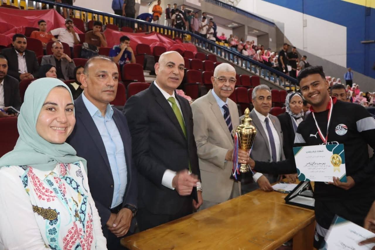 انطلاق المبادرة الرئاسية 