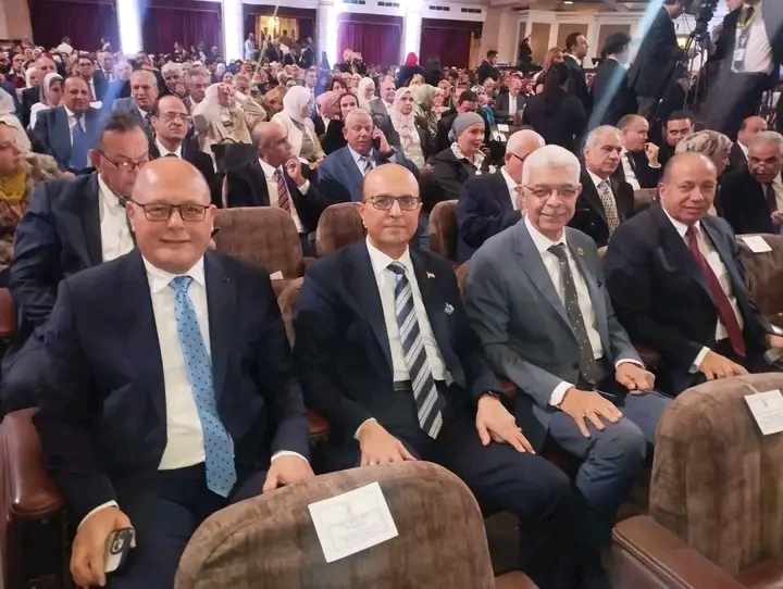 بحضور رئيس جمهورية كوريا الجنوبية ووزير التعليم العالى المصرى.. الرئيس جامعة المنوفية يشهد ملتقى التعاون بين الجامعات المصرية والكورية الجنوبية فى رحاب جامعة القاهرة