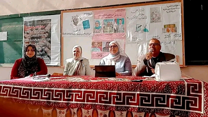 حماية طلاب الثانوية من الابتزاز الإلكتروني عبر الديب ويب ندوة توعوية بمدرسة الدكتور يوسف الثانوية بنجع حمادي