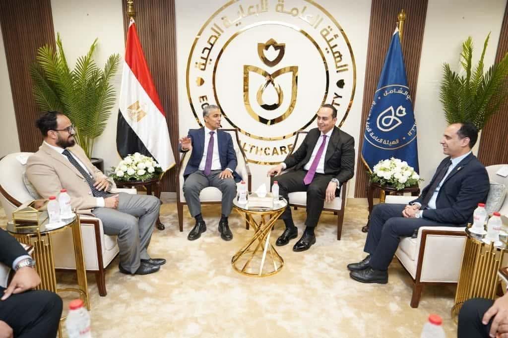 رئيس هيئة الرعاية الصحية يُثمِّن التعاون مع ميدترونيك فى تطوير الكوادر الطبية بمجال أمراض القلب..
