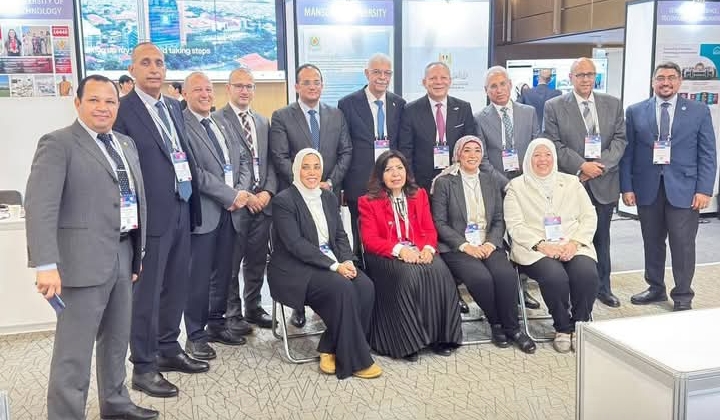 رئيس جامعة المنوفية يلتقي بوفود الجامعات العالمية المشاركة في قمة التعليم العالي QS بجامعة كوريا لتعزيز التعاون الأكاديمي والبحثي وتوقيع شراكات دوليةة