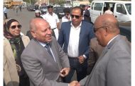 مُحافظ القاهرة ورئيس الغُرفة التجارية يتفقدان سوق اليوم الواحد بحي 15 مايو
