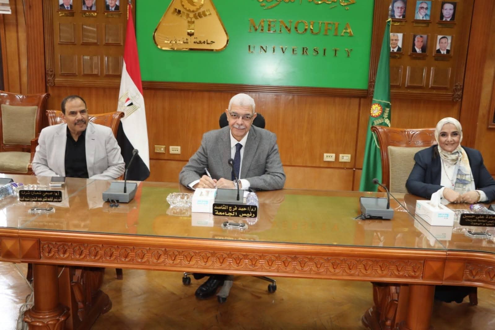 فى عام الجودة بجامعة المنوفية.. رئيس الجامعة يتابع استعداد كليتي الحقوق والطب البيطري للتقدم للاعتماد المؤسسي والبرامجي
