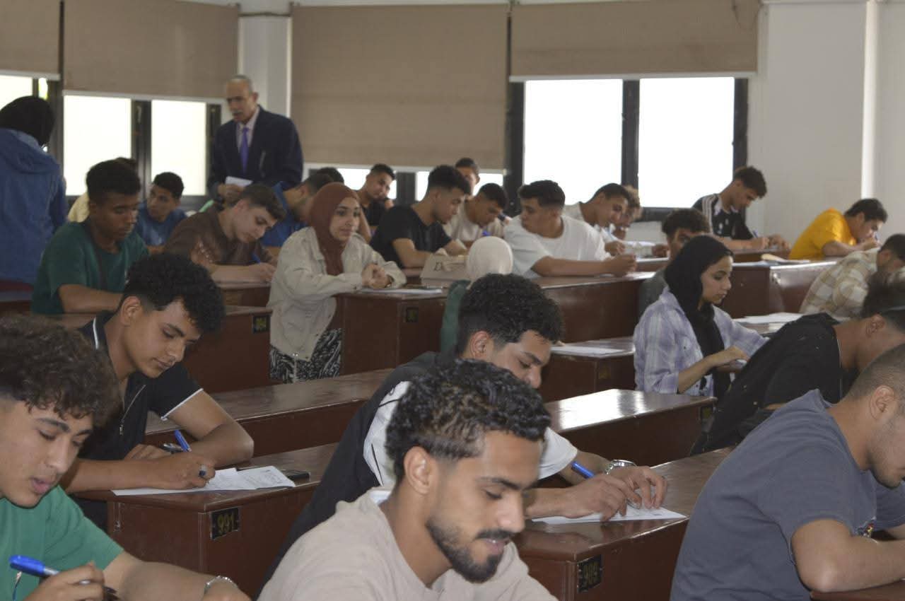 27 ديسمبر.. بدء امتحانات نهاية الفصل الدراسي الأول بمعهد طيبة العالي لتكنولوجيا الإدارة والمعلومات