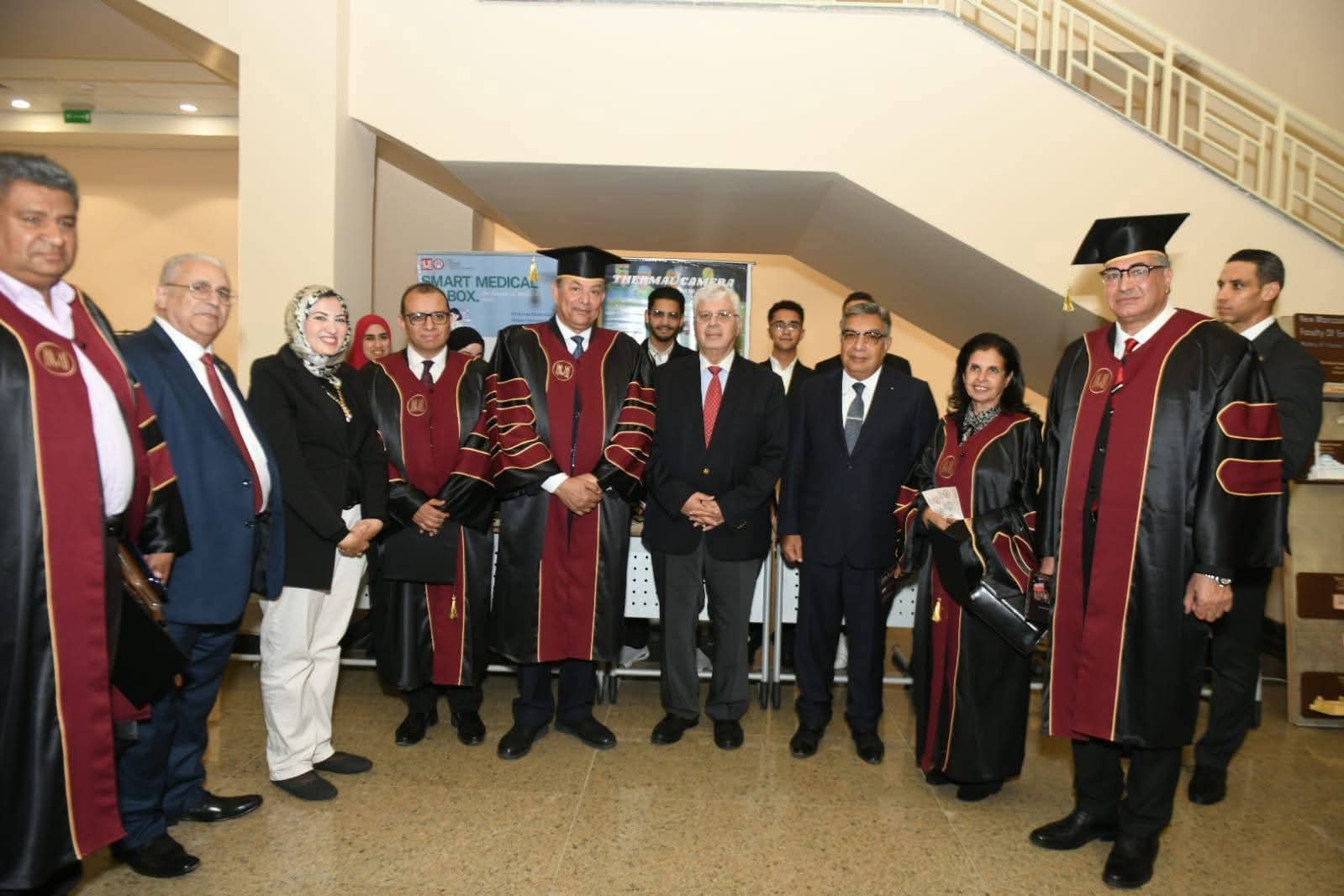 وزير التعليم العالي ومحافظ الدقهلية يشهدان حفل تخريج أول دفعة من خريجي جامعة المنصورة الجديدة الأهلية