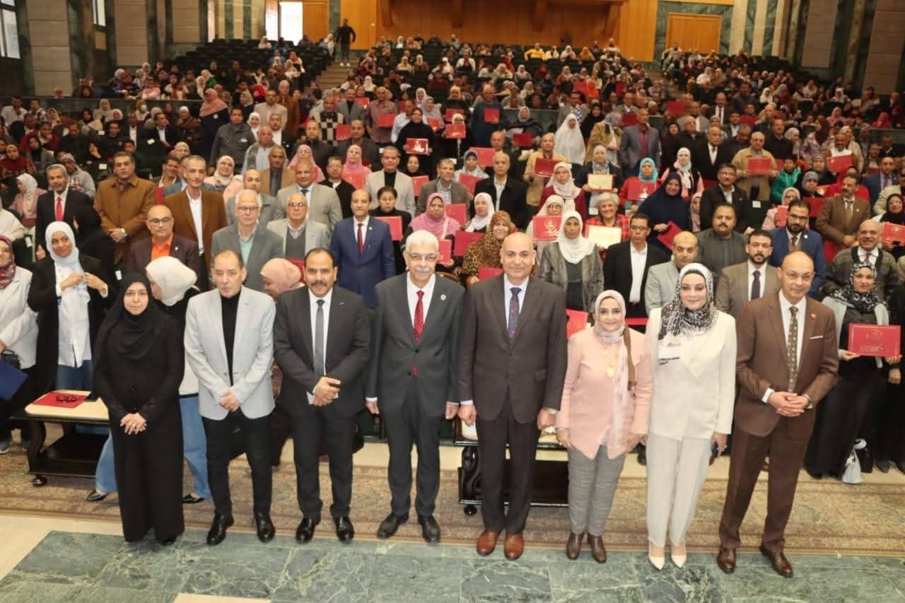 287 مكرمًا في عيد جامعة المنوفية الـ49 و رئيس الجامعة يؤكد الجهاز الإداري شريك رئيسي في مسيرة التميز المؤسسي