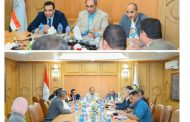 محافظ قنا يتابع ملفات التقنين والتصالح والمتغيرات المكانية