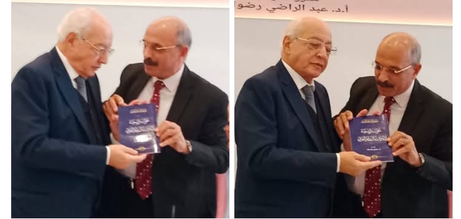 د عبد الراضي رضوان يهدي مؤلفات المفكر العربي علي الشرفاء للدكتور علي الدين هلال وزير الشباب  الأسبق