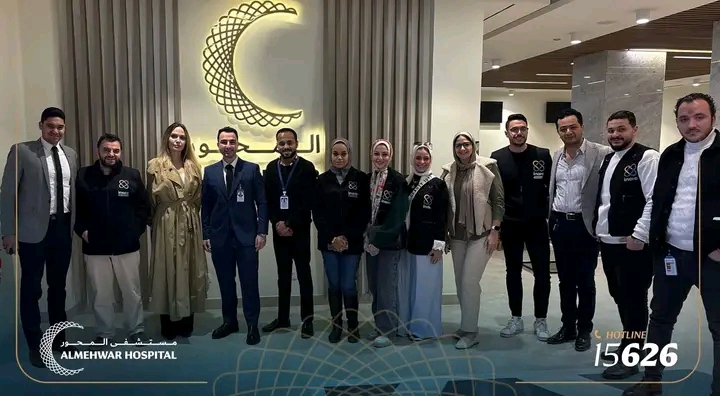 الفنانة العالمية أنجيلينا جولي تزور مستشفى المحور للاطمئنان على مصابى غزة