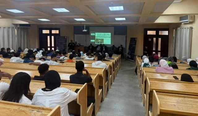 كلية الإدارة بالمصرية الروسية تنظم ندوة: 