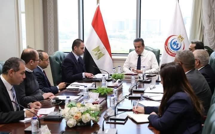 نائب رئيس الوزراء وزير الصحة يبحث حوكمة نفقة الدولة والتأمين الصحي لتسريع وصول الخدمات للمرضى