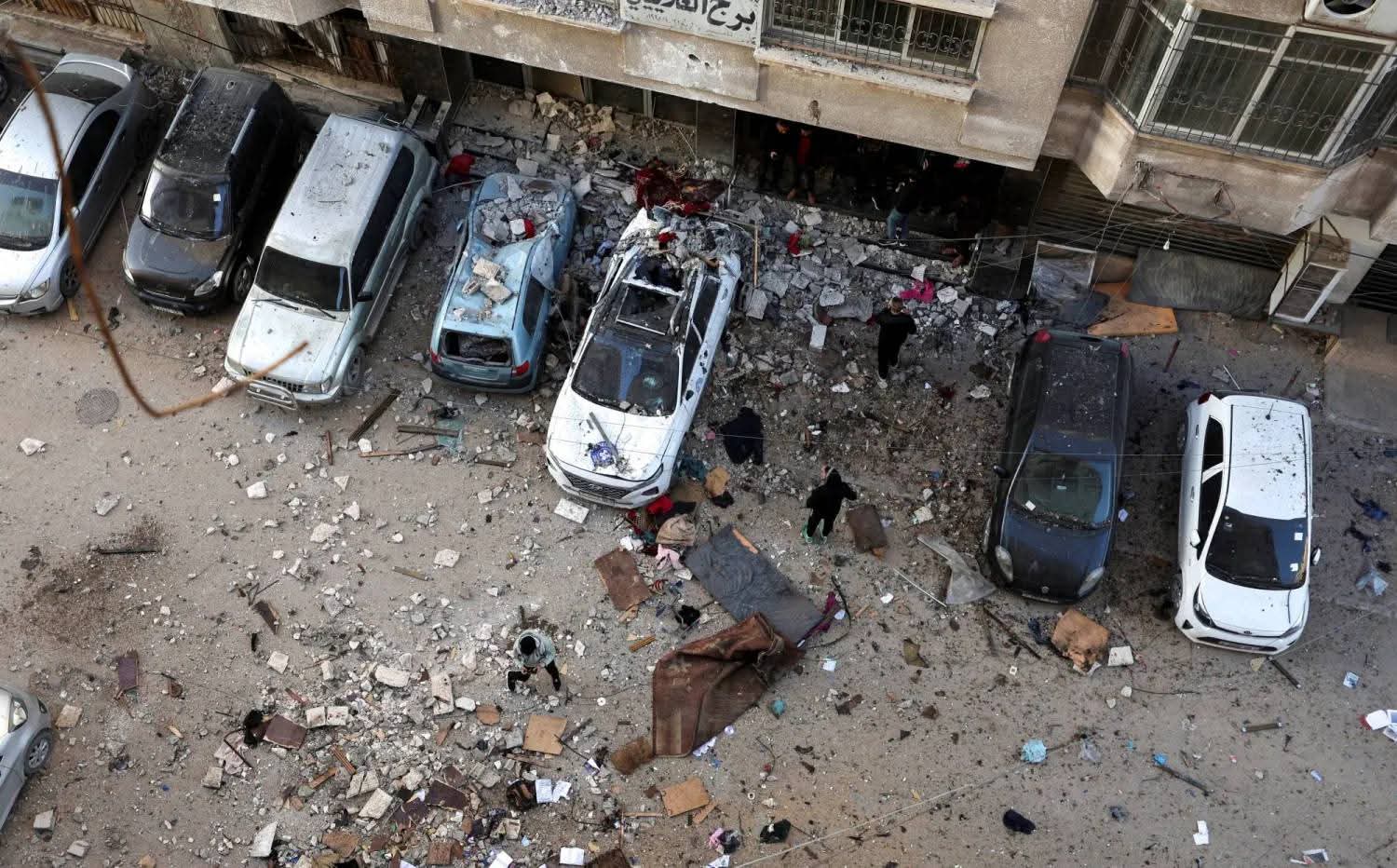 مقتل 12 فلسطينياً في غارات إسرائيلية على غزة