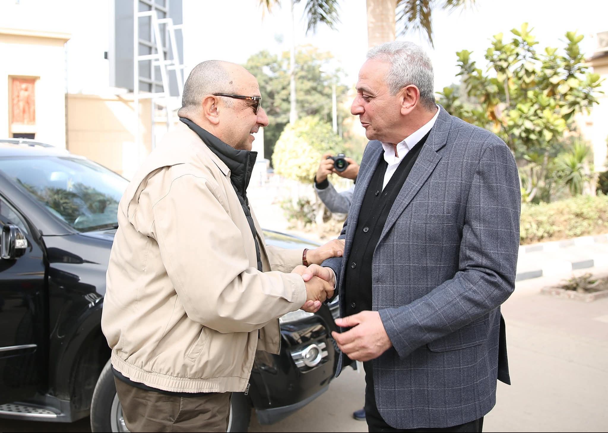 وزير قطاع الأعمال العام يستهل زيارته لشركة مصر للغزل والنسيج بالمحلة الكبرى بلقاء محافظ الغربيةة