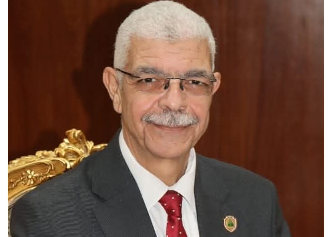 رئيس جامعة المنوفية يهنئ الأقباط بعيد الميلاد المجيد ويشيد بوحدة الشعب المصري