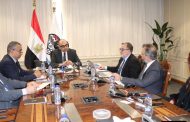وزير قطاع الأعمال العام يبحث مع شركة إسبانية سبل التعاون في مشروعات بيئية مستدامة بالشركات التابعة