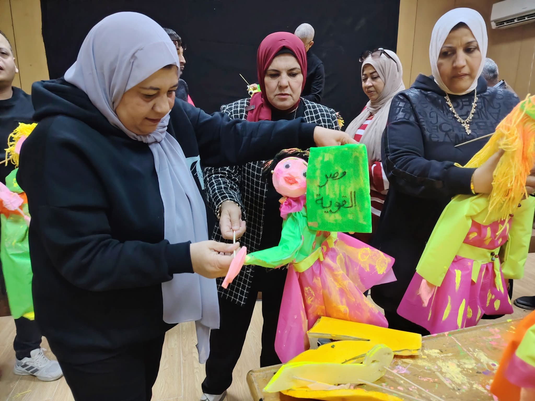 فن تحريك العرائس خيوط تجذبك إلى عالم الخيال